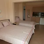 호텔 Villa Finikas