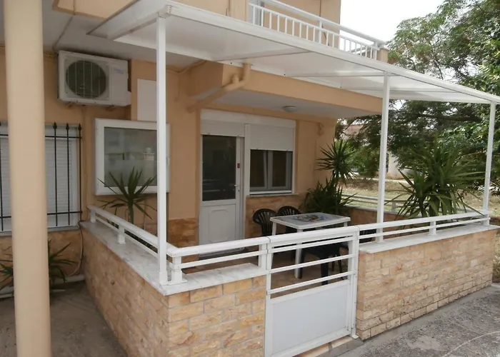 Villa Finikas Hotel 2*