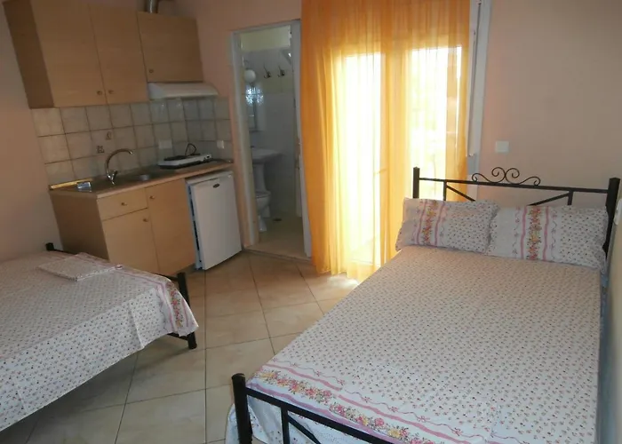Villa Finikas