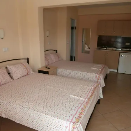 Hotel Villa Finikas